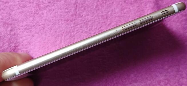 Iphone 7 32 GB bateria 73%
