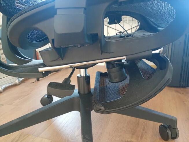 Fotel ergonomiczny PARADOX ERGO ONE CZARNY - nowy