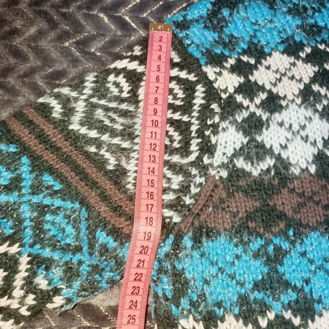 Sweter Peak Performance