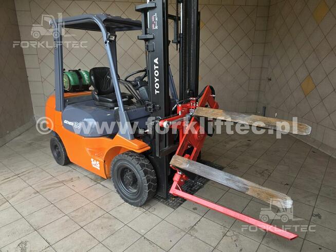 Wózek Widłowy TOYOTA 7FG25 Obrotnica TOYOTA 7FGF25 Linde