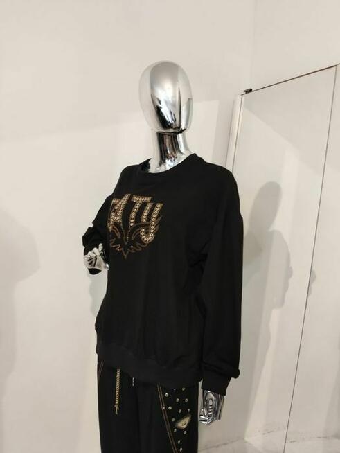 Stylowy komplet dresowy T.A.T.U rozmiar 42