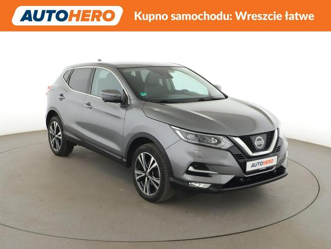 Nissan Qashqai led skora navi kamera auto klima