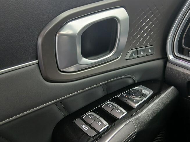 Kia Sorento 1.6 HEV 239KM 6AT Prestige Line+PNS 4WD 7OS, FV23%