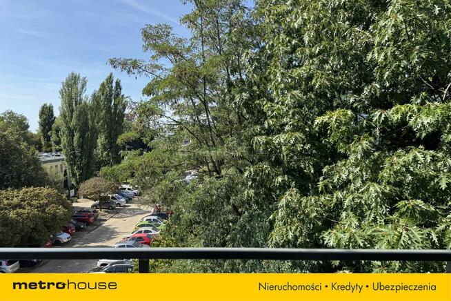 TEOFILÓW-mieszkanie na trzecim piętrze 45 m2