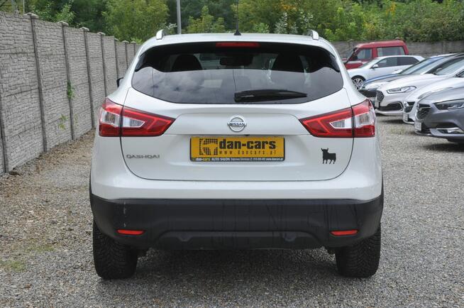 Nissan Qashqai 1.6T 163KM Tekna LED Kamera 360 Navi Panorama Asystenci Czujniki