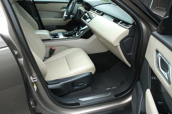 Land Rover Range Rover VELAR R-Dynamic
