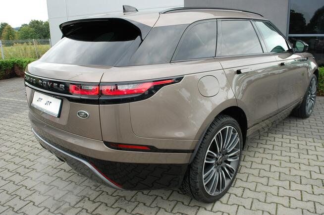Land Rover Range Rover VELAR R-Dynamic