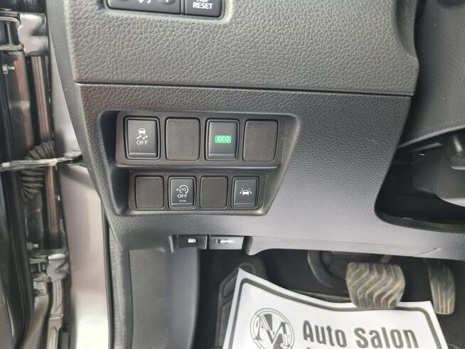 Nissan Qashqai Automat SzklanyDach Navi 2xPDC Kamera 360* Klimatronik Wolne Ręce Alu