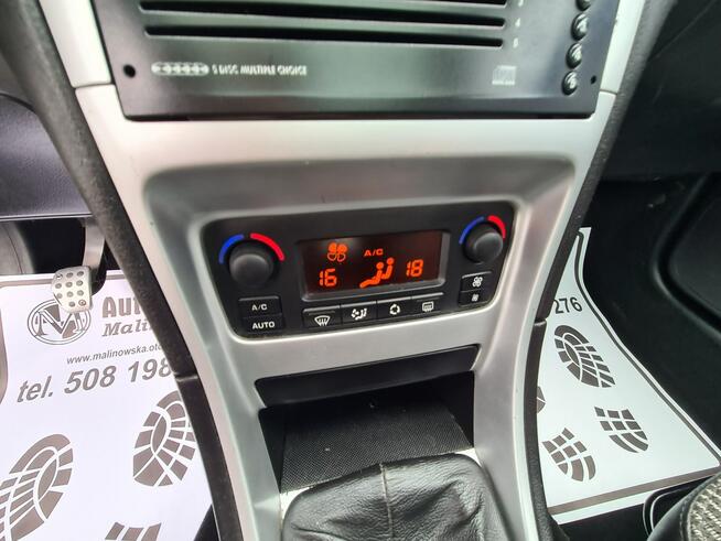 Peugeot 307 SW 7-Osbowy SzklanyDach Klimatronik Półskóry Sensory Tempomat Halogeny