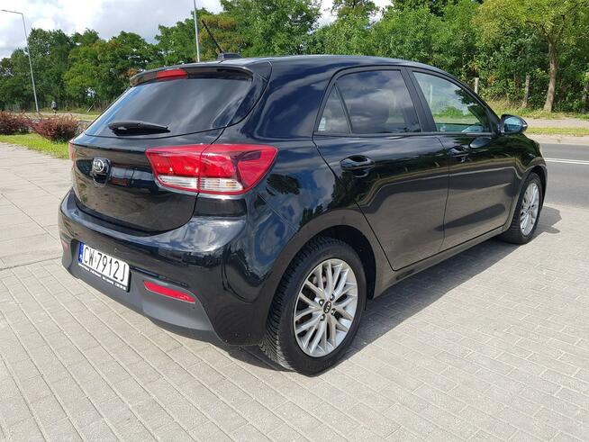Kia Rio 1,2 Benzyna Klimatronik Nawigacja Kamera Zarejestrowany Gwarancja