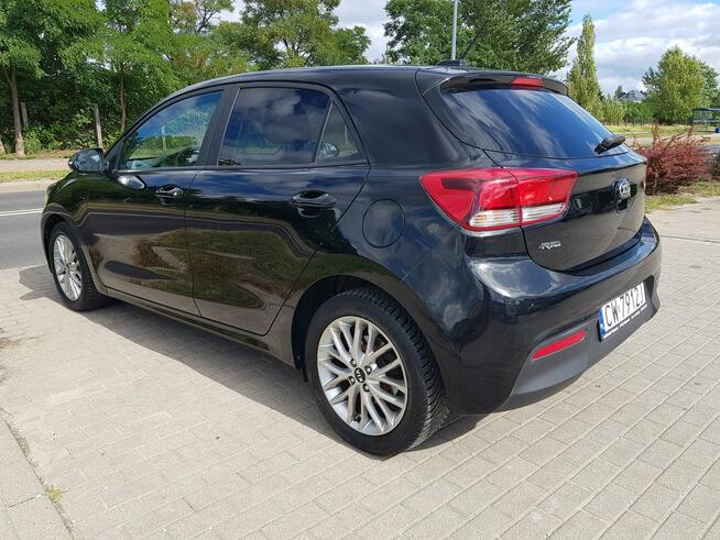 Kia Rio 1,2 Benzyna Klimatronik Nawigacja Kamera Zarejestrowany Gwarancja