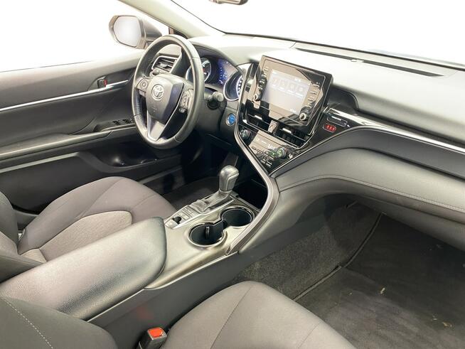 Toyota Camry 2.5 Hybrid Comfort CVT Sedan