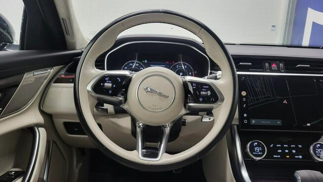 Jaguar XF 2.0 D200 mHEV AWD HSE