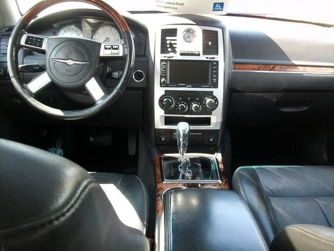 Chrysler 300 3500 cm3/186 Kw