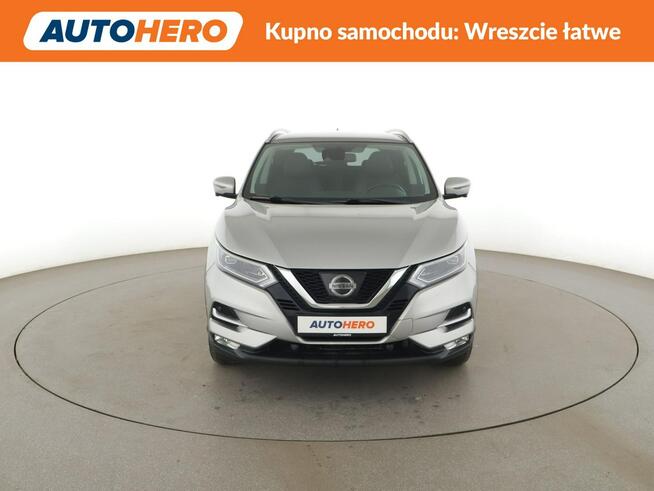 Nissan Qashqai Tekna automat 130KM panorama kamera360 navi grzane fotele