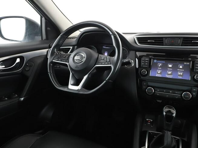 Nissan Qashqai Tekna automat 130KM panorama kamera360 navi grzane fotele