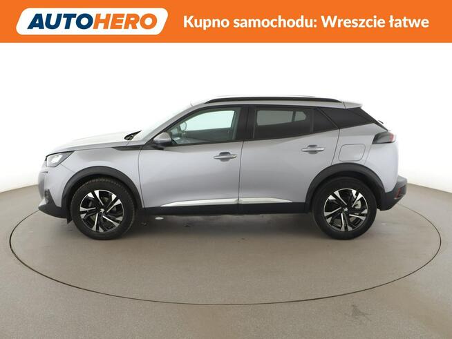 Peugeot 2008 virtual cocpit LED klima auto kamera i czujniki parkowania