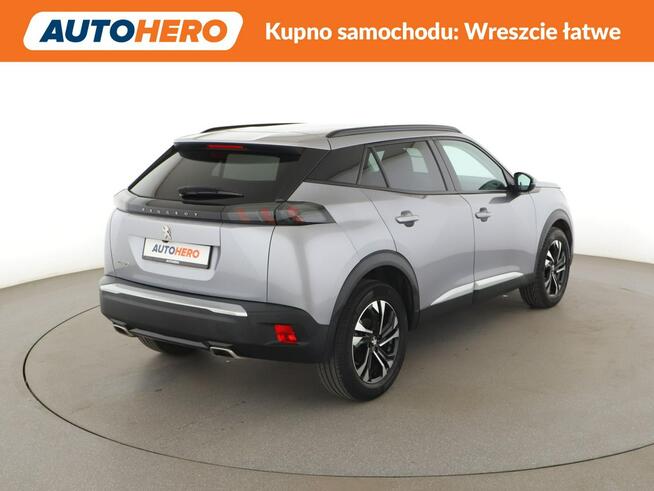 Peugeot 2008 virtual cocpit LED klima auto kamera i czujniki parkowania