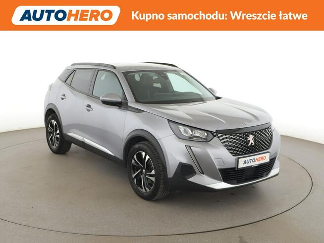 Peugeot 2008 virtual cocpit LED klima auto kamera i czujniki parkowania