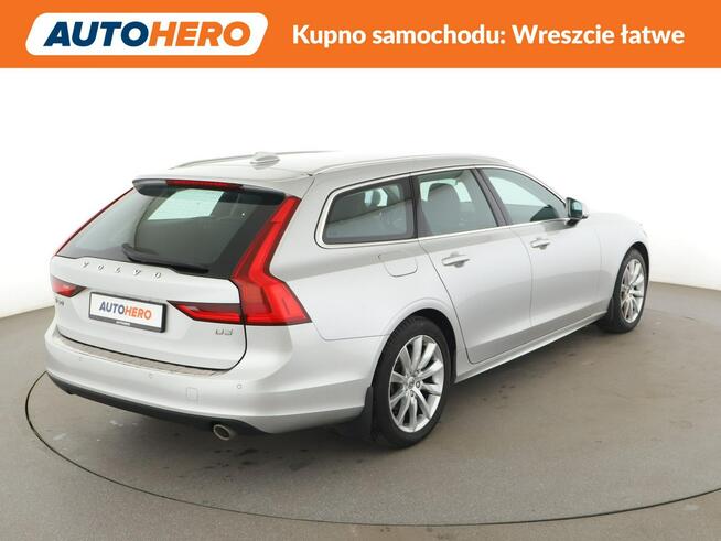 Volvo V90 2.0D Automat Momentum Pro Navi Tempomat Grzane Fotele Skóra Asystenci