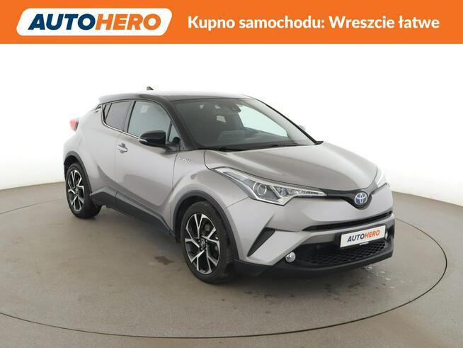 Toyota C-HR HEV automat klima auto grzane fotele czujniki parkowania