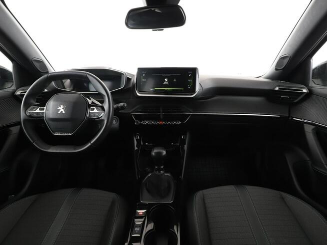 Peugeot 2008 fv23 full led navi pdc manual auto klima