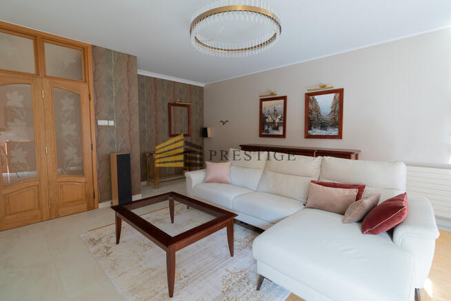 Mieszkanie 111 m², 4 pokoje, balkon, parking, rece
