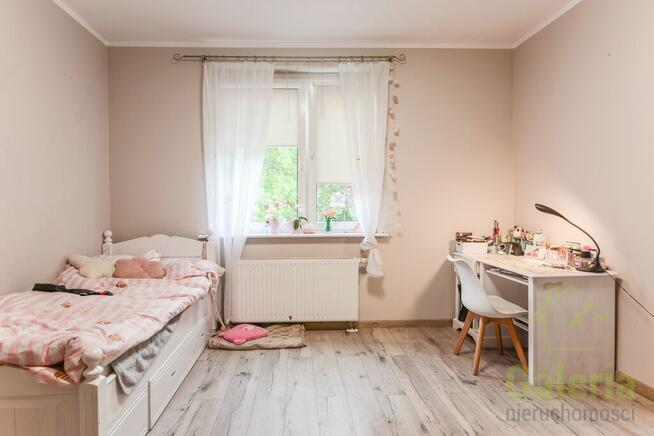 Parter domu z dużym ogrodem/poddasze inwestycyjne