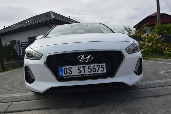 Hyundai i30 1.4B MPI Navi Kamera Oryginał lakier 2018r Sprowadzony