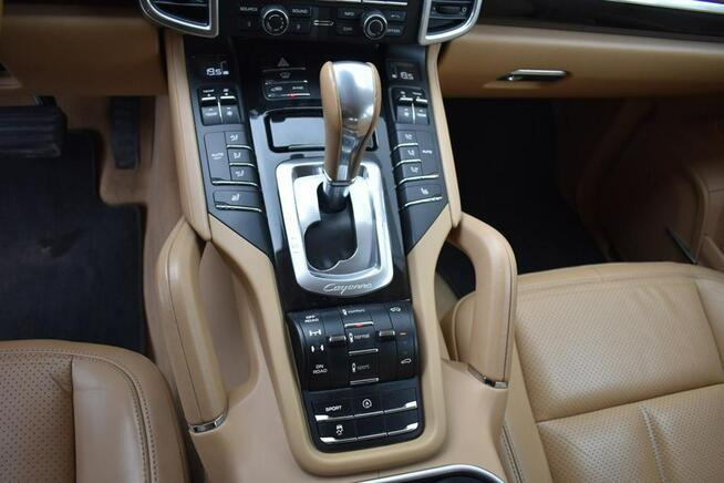 Porsche Cayenne Salon PL Ele. Klapa, Hak, Vat 23%
