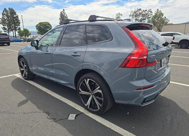 Volvo XC 60 Najbogatsza wersja wyposażenia Ultimate / AWD / B6
