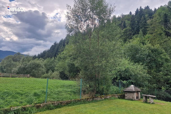 Dom w Zawoi: Inwestycja z Widokiem na Góry