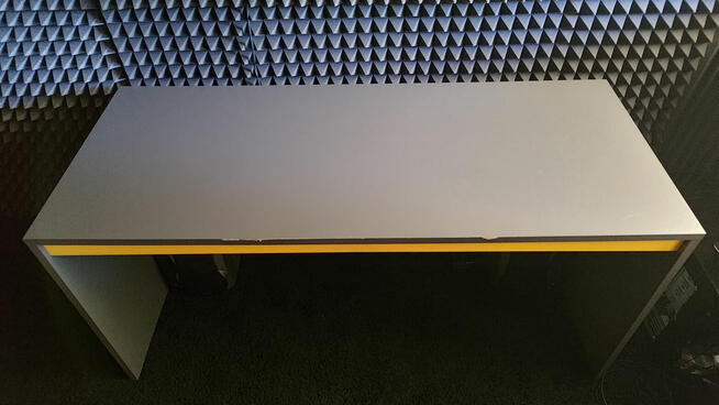 Duże biurko młodzieżowe, blat 160×66,5 cm, wys. 76 cm, BRW