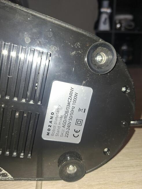 Robot kuchenny marki MOZANO o mocy 1000 W z misą ze stali ni