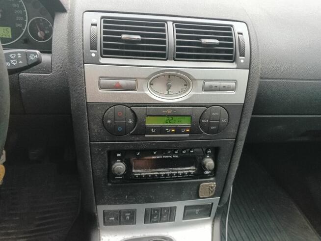 Ford Mondeo Mk3 2.0 Kombi z 2004 roku na części