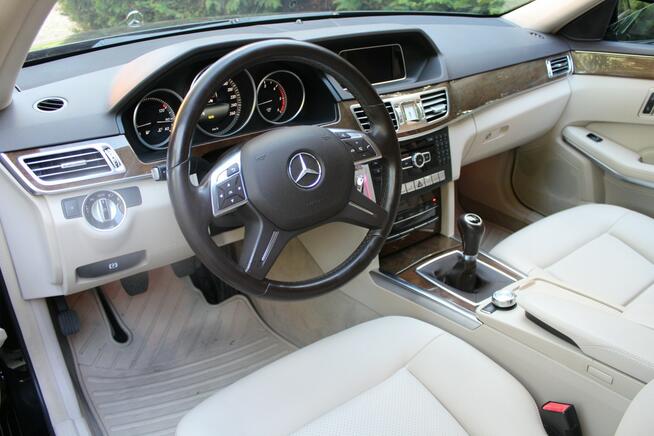 Mercedes E 220 Salon Polska 90 tys km Sedan