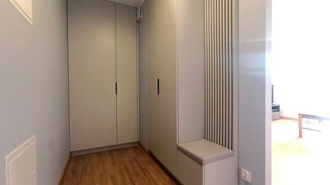 2 pokoje z balkonem, parkingiem, AC, Koncertowa 36