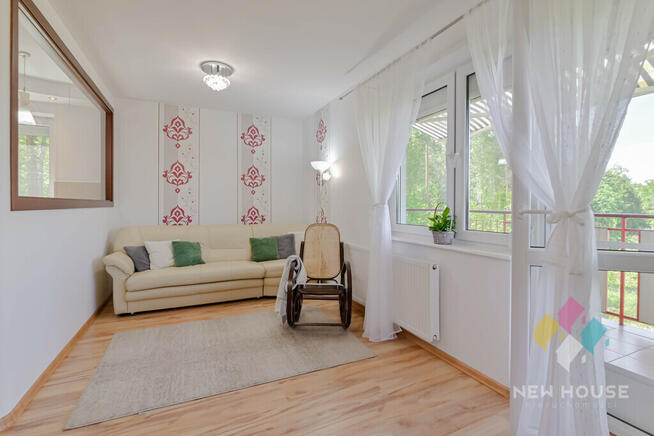 Słupy, dwupoziomowe mieszkanie, balkon, m.post.