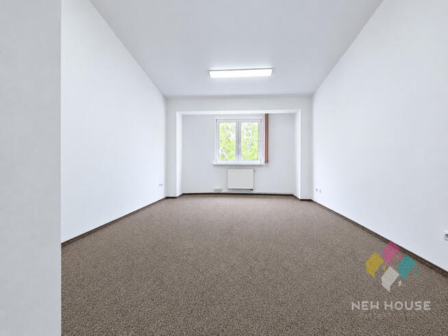 Lokal 17 m2, parking, atrakcyjna cena z mediami