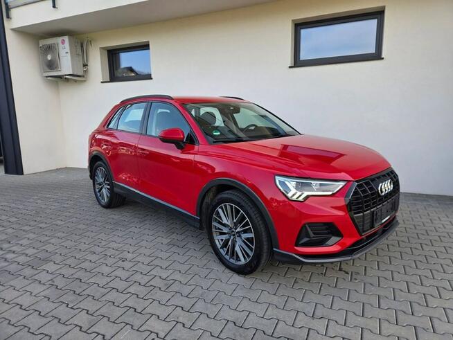 Audi Q3 2.0Tdi * Irej 2023 * Full LED * VIRTUAL * navi * el klapa
