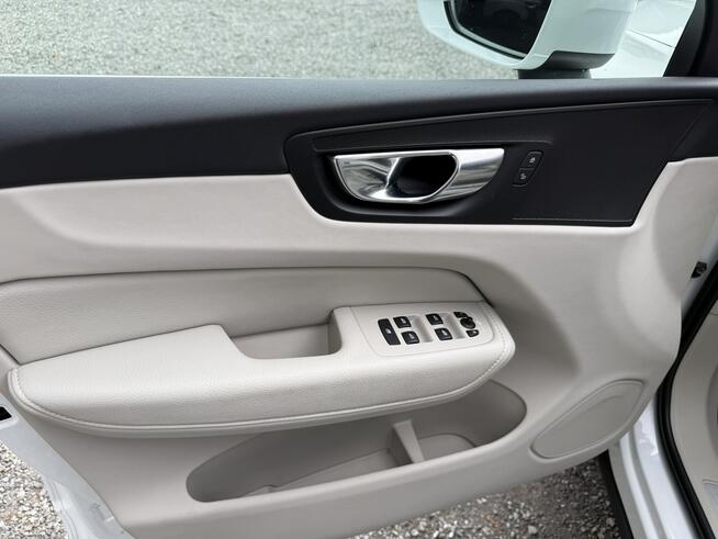 Volvo XC 60 Salon Polska . Serwis ASO. Bezwypadkowy. Vat23%