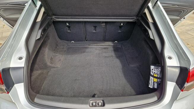 Opel Insignia BENZYNA 165KM stan bdb, full wersja, ledy, półskóra, GWARANCJA