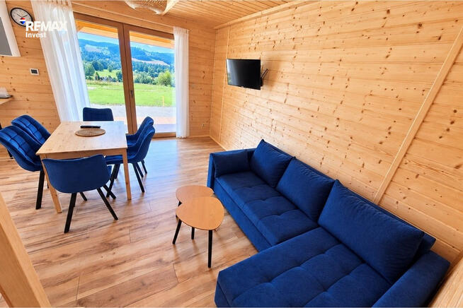Posiadłość z bali z 3 domkami i gotowym biznesem