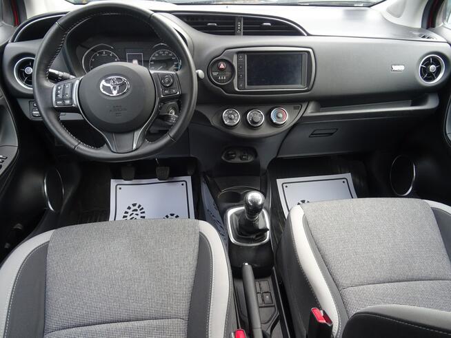Mistrzyni niezawodności - Toyota Yaris Y20 z polskiego salonu.