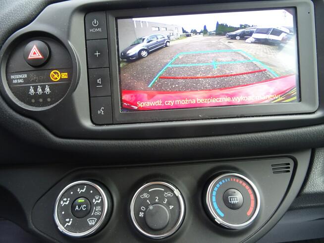 Mistrzyni niezawodności - Toyota Yaris Y20 z polskiego salonu.