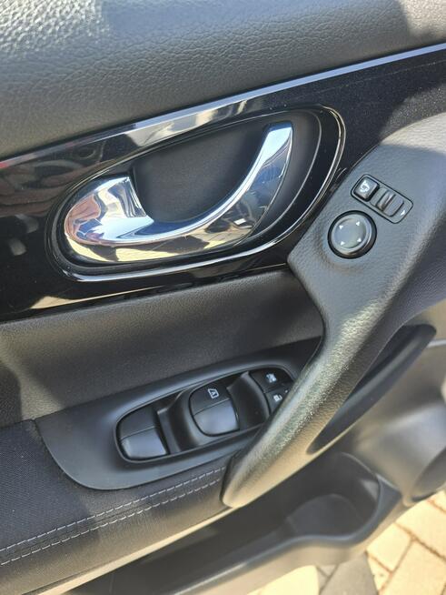 Nissan Qashqai 1,6dci Navigacja.Ledy.Serwis.Panorama Dach.Kamera 360 Stopni.OKAZJA