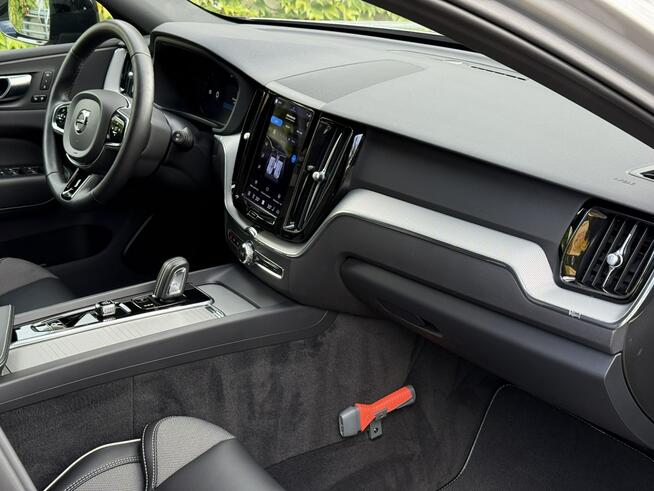 Volvo XC 60 R-design Faktura VAT 23%