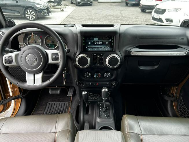 Jeep Wrangler Unlimited 3.8 Sahara 70th Anniversary Edition