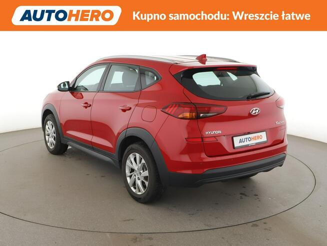 Hyundai Tucson klima auto navi kamera i czujniki parkowania grzane fotele