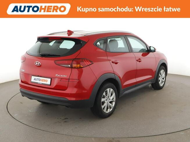 Hyundai Tucson klima auto navi kamera i czujniki parkowania grzane fotele